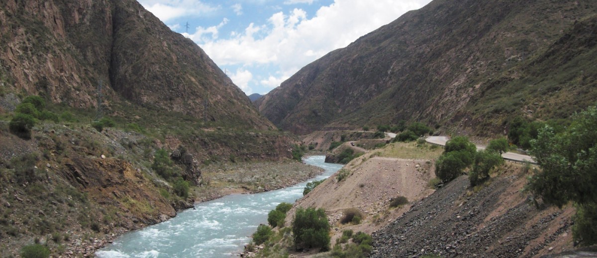 Río Mendoza en Ruta 82