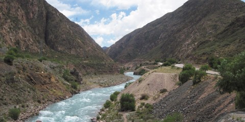 Río Mendoza en Ruta 82
