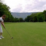 Jugando golf en Malargüe